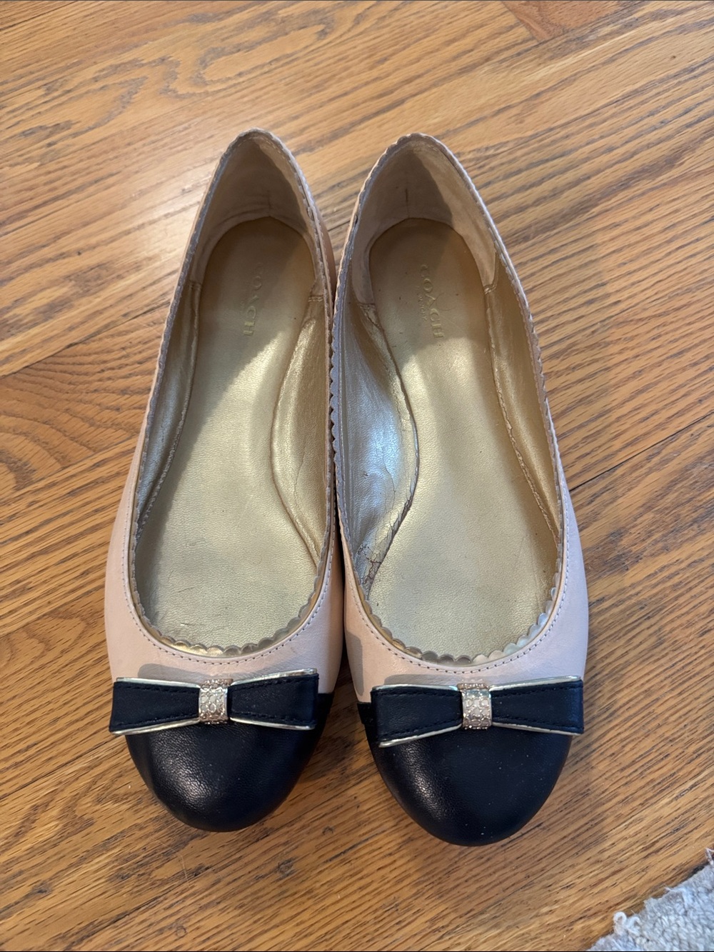 Coach Two-Tone Bow Cap-Toe Ballet Flats - Pink and Black